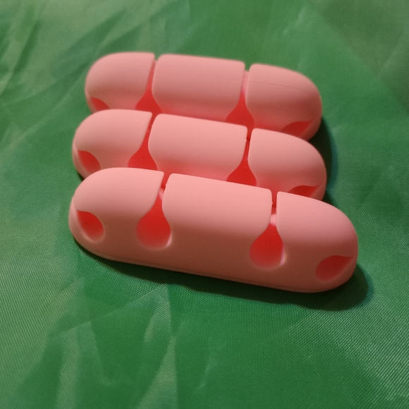 New cable management organizer - Picture 5 of 6